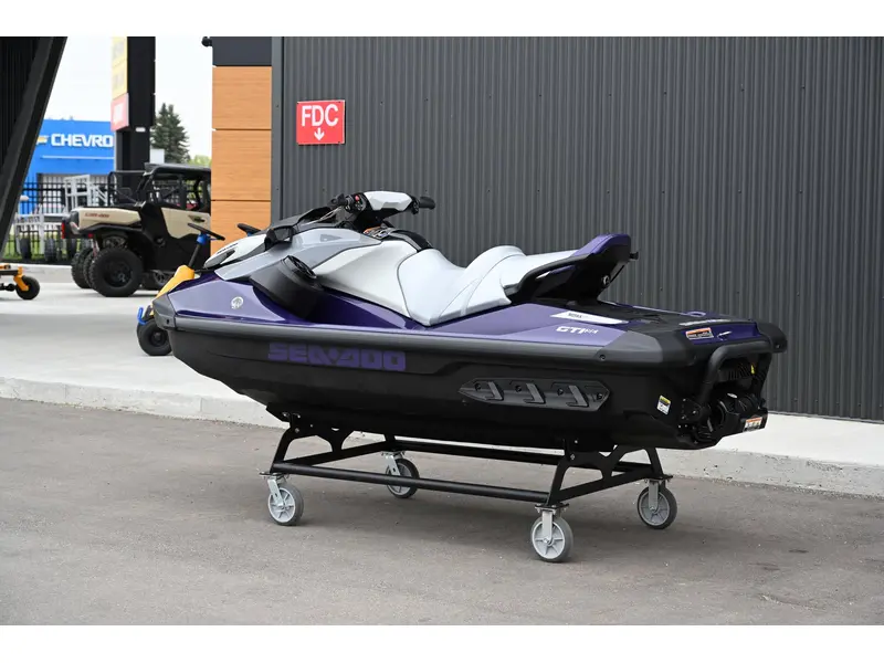 2025 Sea-Doo GTI SE 130 W/SOUND thumbnail 3