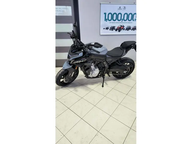 2026 CFMOTO 675NK thumbnail 5