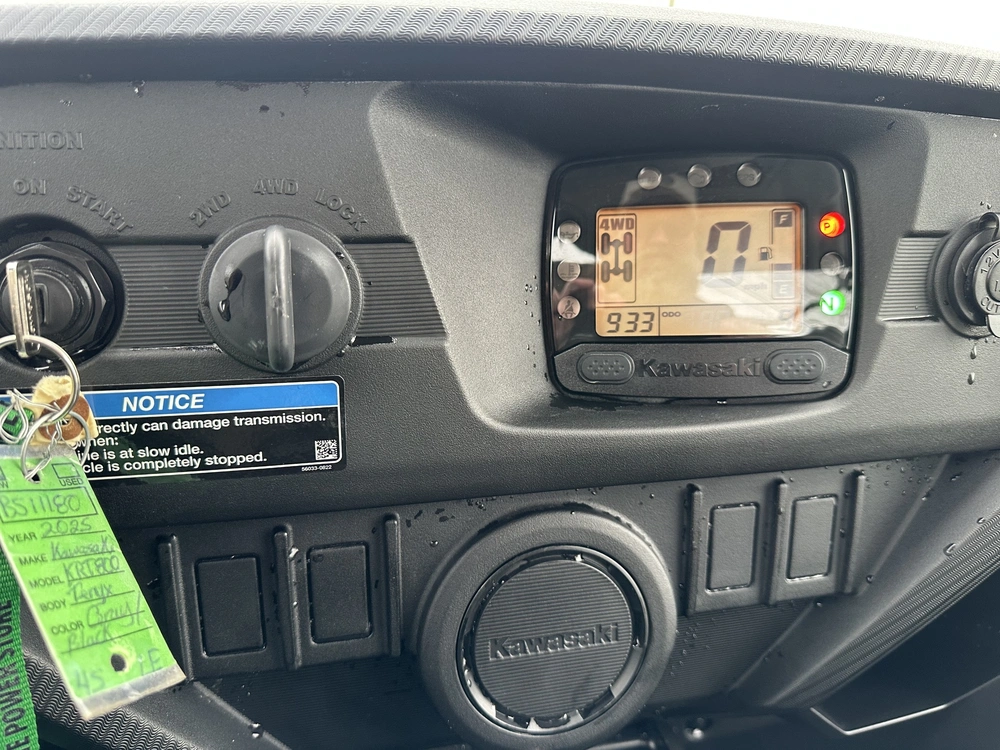 2025 Kawasaki Teryx 4 S Le alt