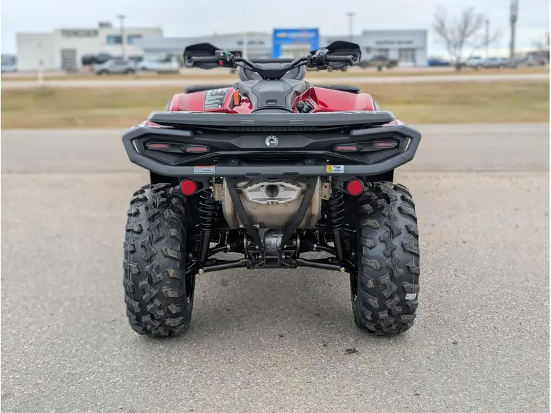 Can-Am Outlander XT 850 - Fiery Red 2026