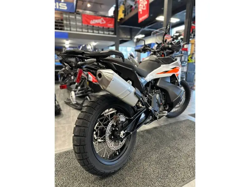 2026 KTM 790 ADVENTURE thumbnail 8