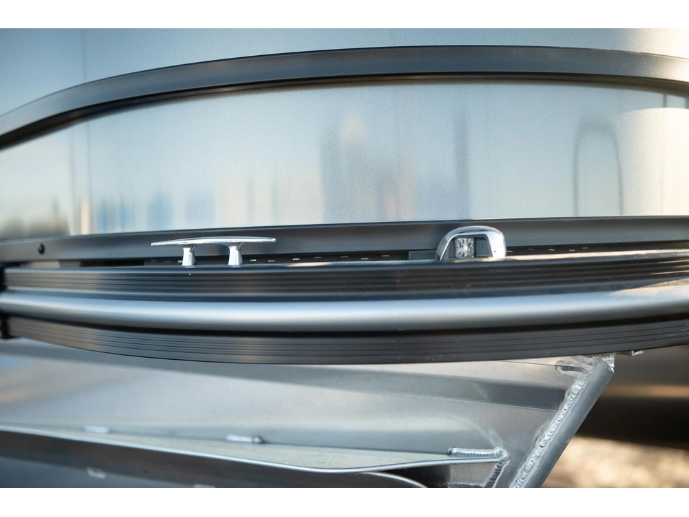 2025 Suncatcher Select 20f alt