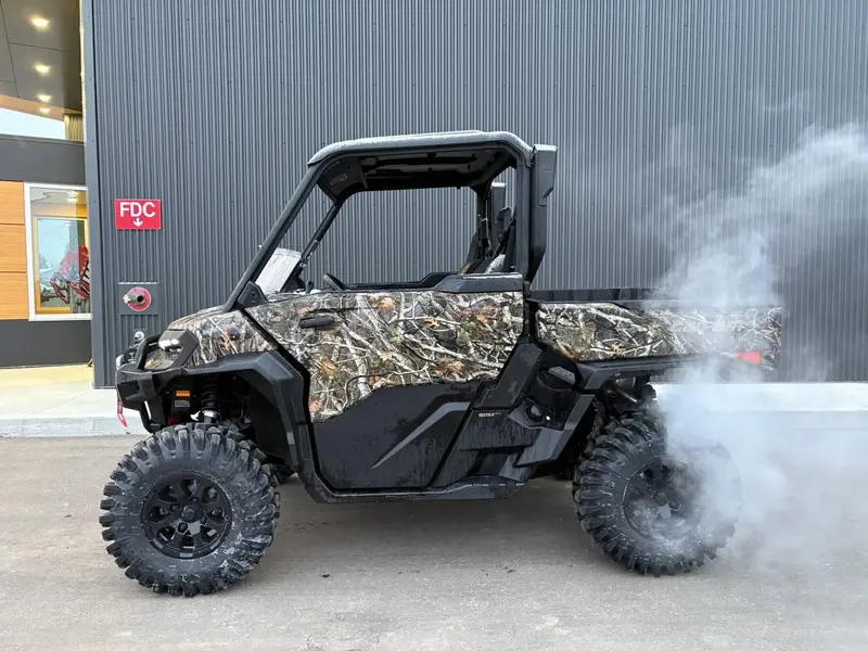 2026 Can-Am Defender X mr HD11 with half doors thumbnail 2