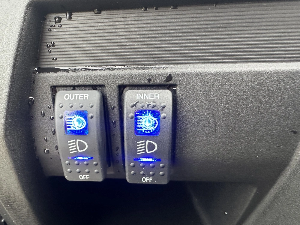 2025 Kawasaki Teryx 4 S Le alt