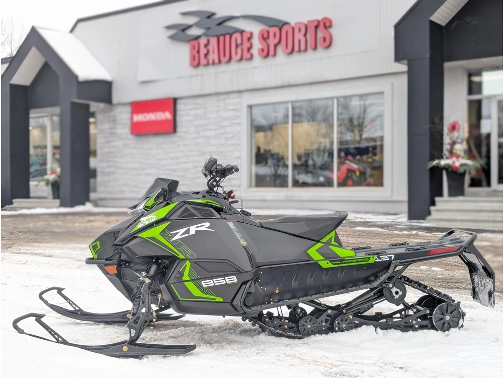 2026 Arctic Cat Zr 858 137 Atac Es Cn Grn Démo | Suspension Ajustable | 🧭 Garmin G8 – Navigation Intégrée Haute Définition 🧭 | alt