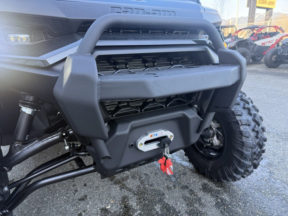 2026 Can-am Defender Xt Cab Hd11 - 10.25" Display alt