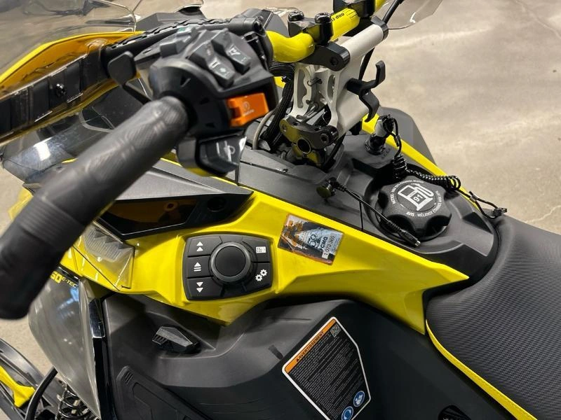 Ski-doo Renegade X 850 E-tec Ice Rippe 2022 alt