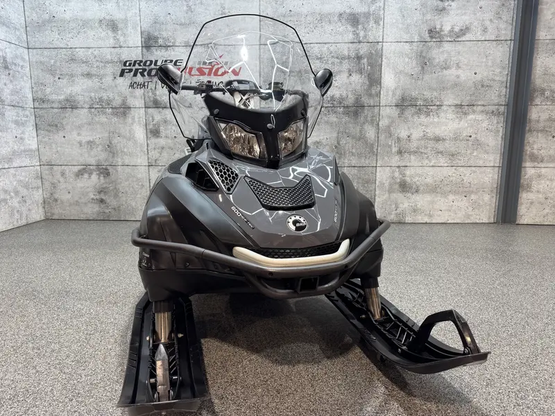 Ski-Doo Skandic SWT 600 Etec | 5300km + Chenille 24po neuve 2016