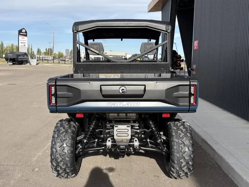 2026 Can-Am Defender XT HD11 8CTB thumbnail 4