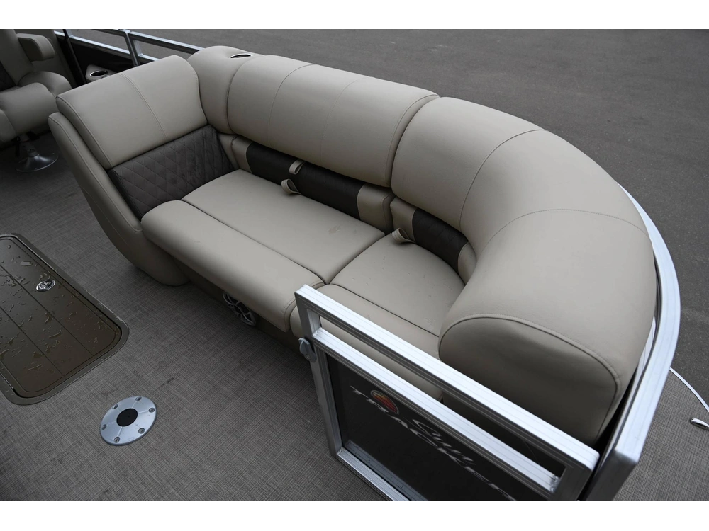 2025 Sun Tracker Party Barge® 22 Xp3 alt