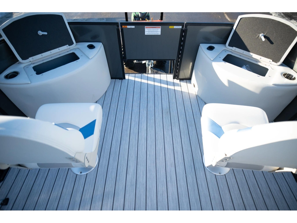 2025 Suncatcher Select 20f alt