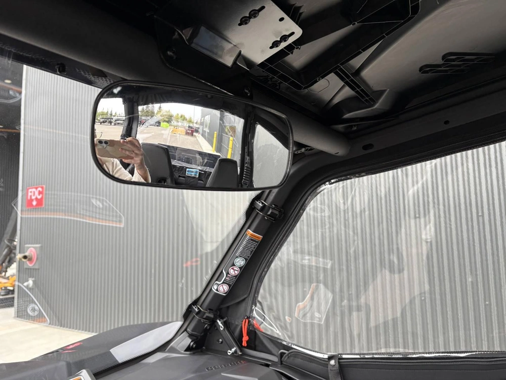 2026 Can-am Commander Xt 1000r 6gtd alt