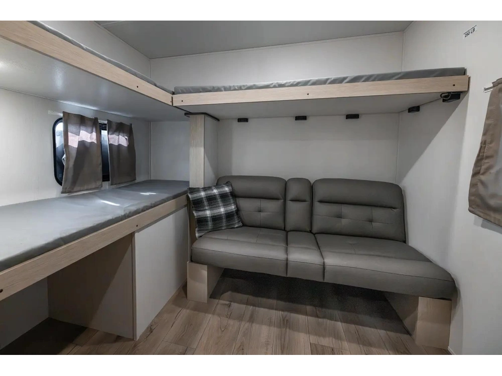 Coachmen Shasta I-5 Edition 530bqb 2026 alt