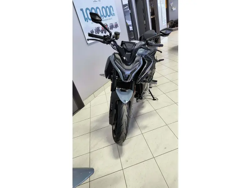 2026 CFMOTO 675NK thumbnail 8