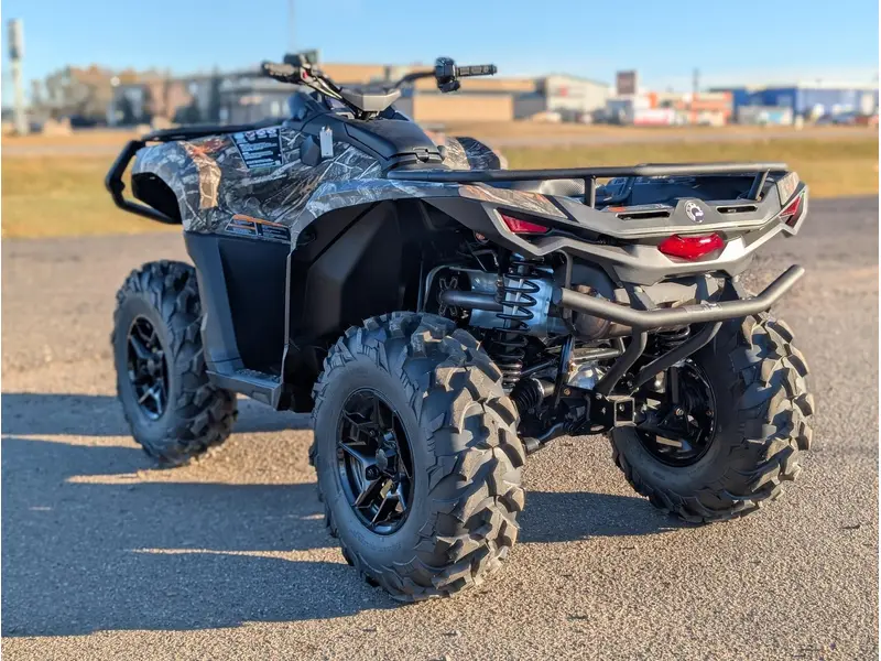 Can-Am Outlander Pro Hunting Edition HD7 2026