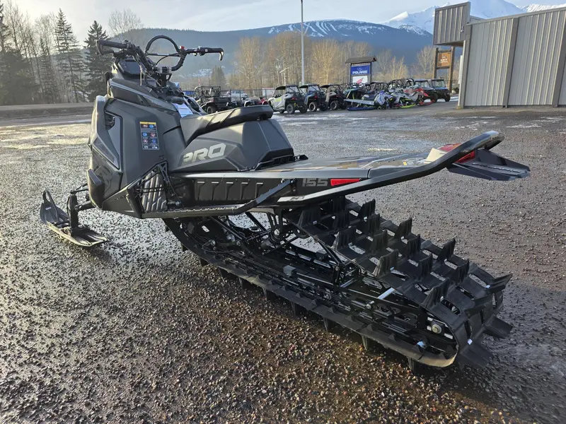 2025 Polaris 9R PRO RMK 155 - 7S Display