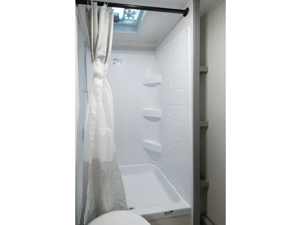 2026 Forest River Viking 262dbs alt