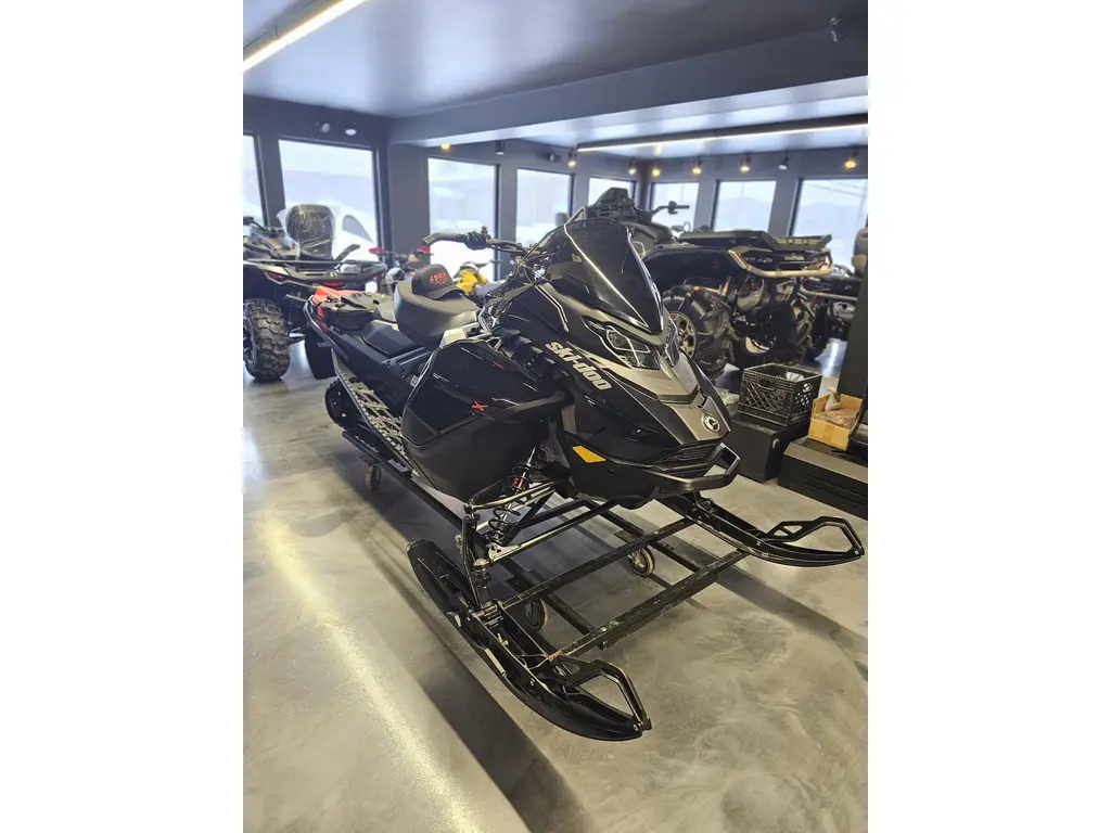 Ski-Doo RENEGADE 2026 - X 900 ACE TURBO