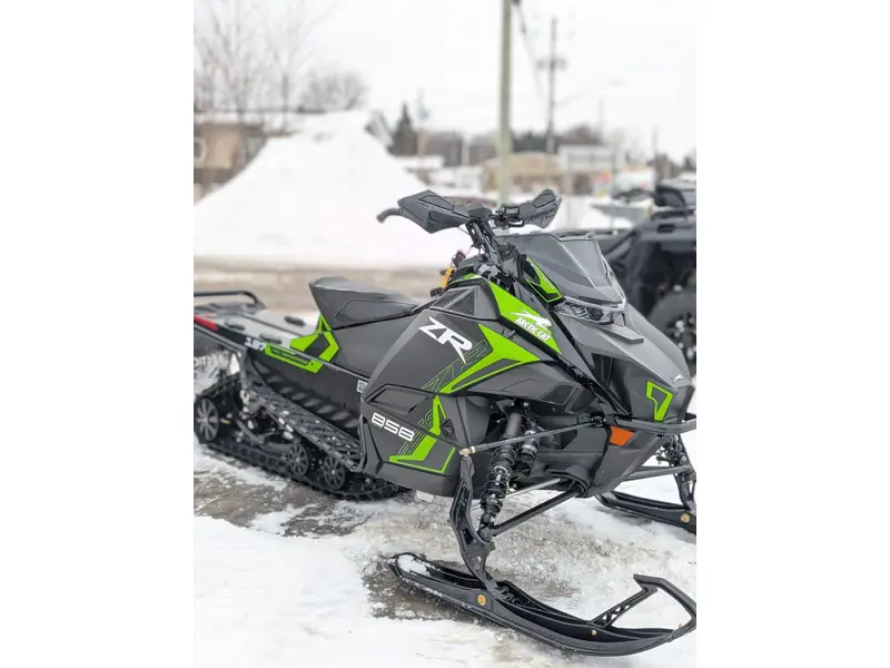 2026 Arctic Cat ZR 858 137 ATAC ES CN GRN DÉMO | SUSPENSION AJUSTABLE | 🧭 Garmin G8 – navigation intégrée haute définition 🧭 |