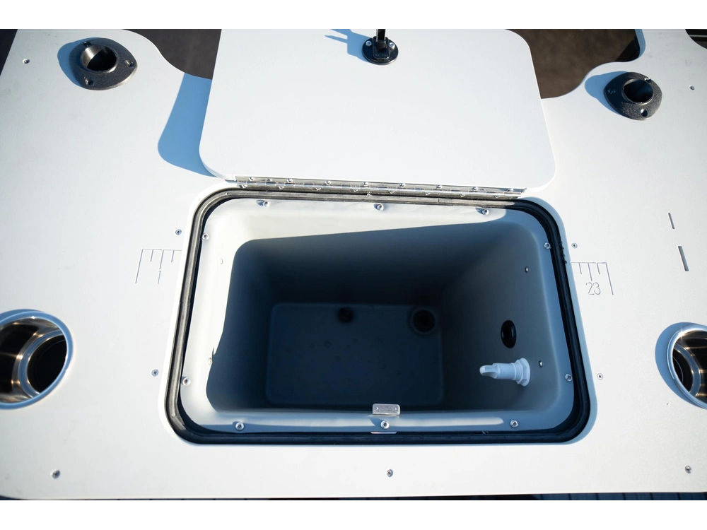 2025 Suncatcher Select 20f alt