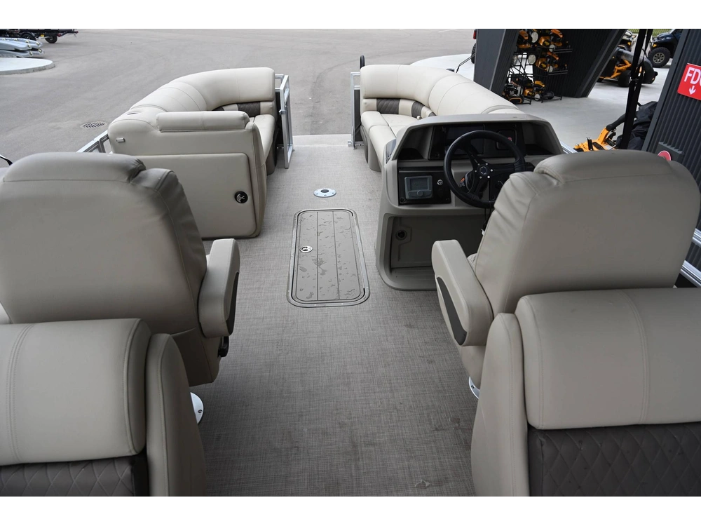 2025 Sun Tracker Party Barge® 22 Xp3 alt