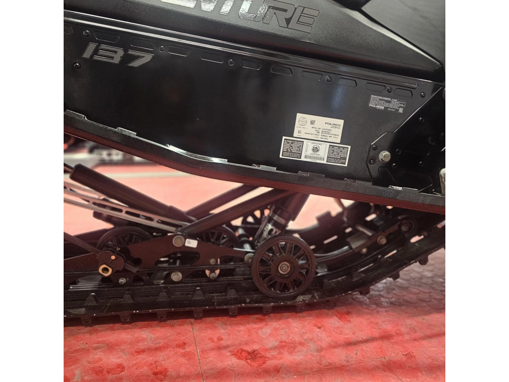 2024 Polaris 650 Indy Adventure 137 alt