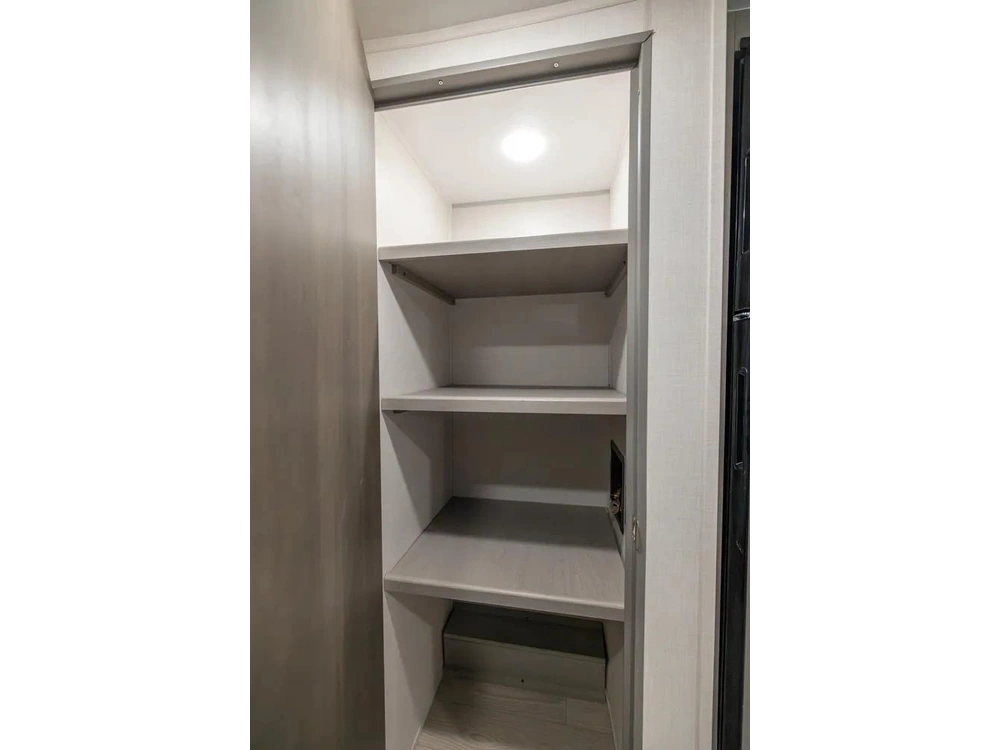 2026 Forest River Viking 292tb alt