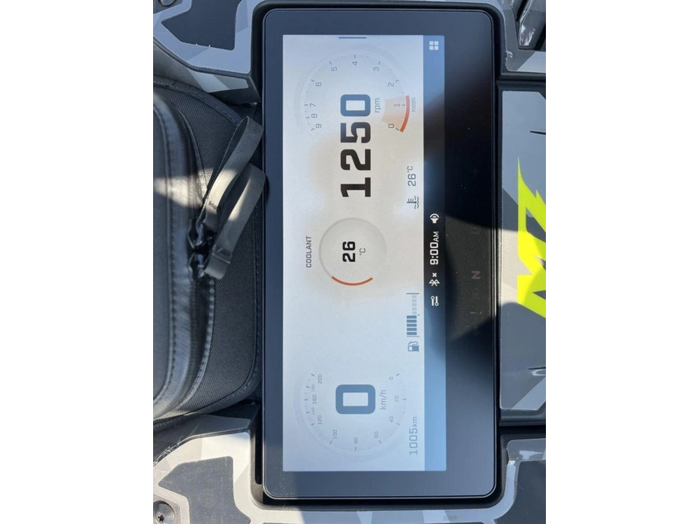 2025 Ski-doo Summit® X® 850 E-tec 165 Ss H_alt Powder 3.0_10.25 In_grey alt