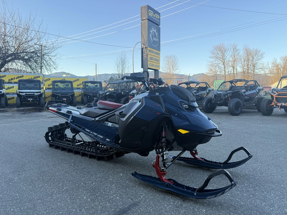 2025 Ski-doo Summit X 165" Turbo - Demo alt