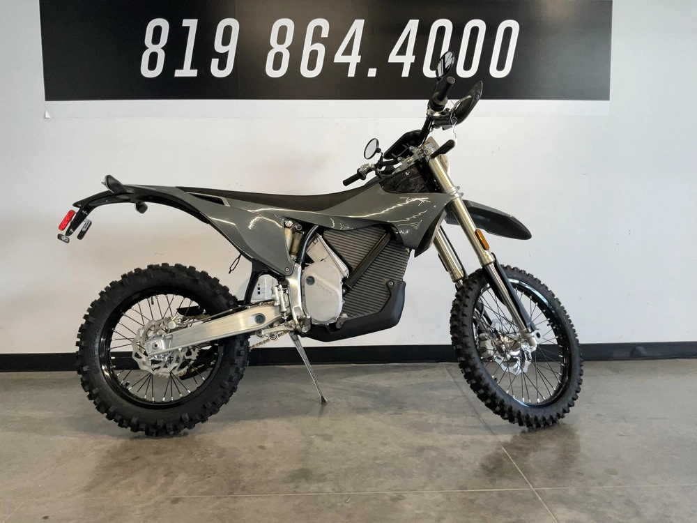 Stark Future Enduro 2025 alt