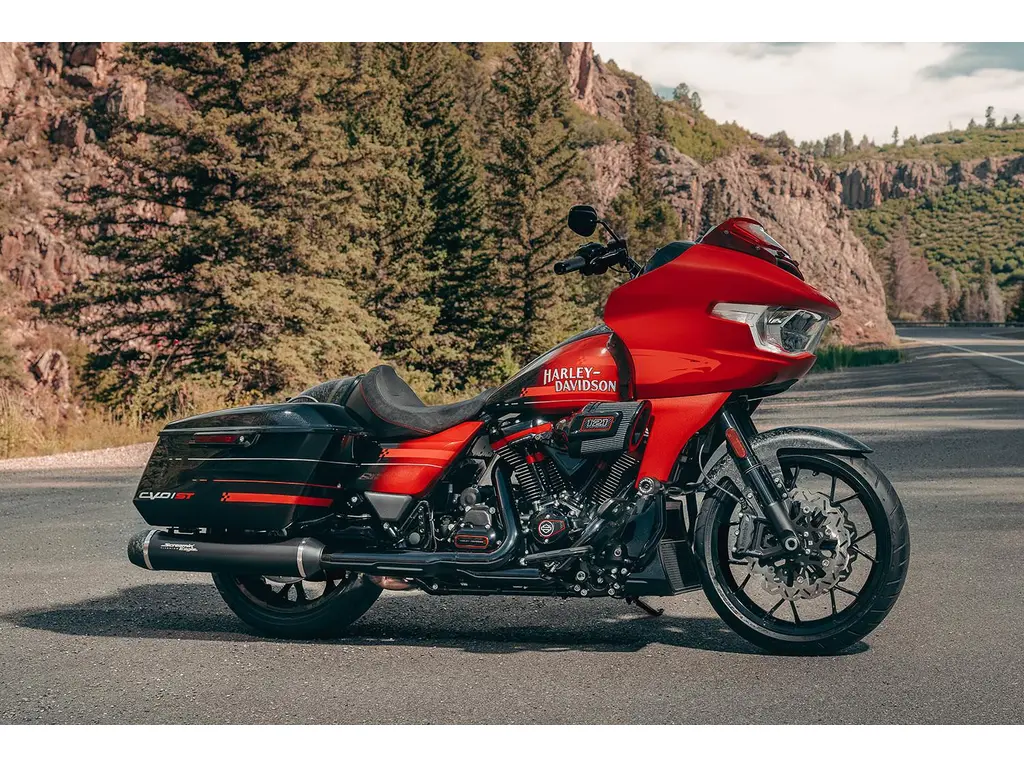 2026 Harley-Davidson FLTRXSTSE CVO ROAD GLIDE ST