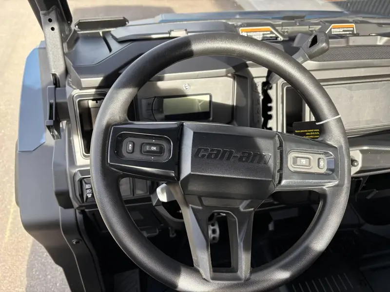 2026 Can-Am Defender XT HD11 8CTB thumbnail 10