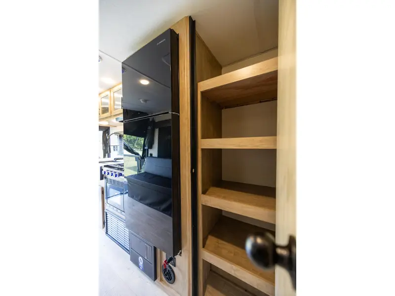 Cherokee 18RR Grey Wolf Cargo 2026