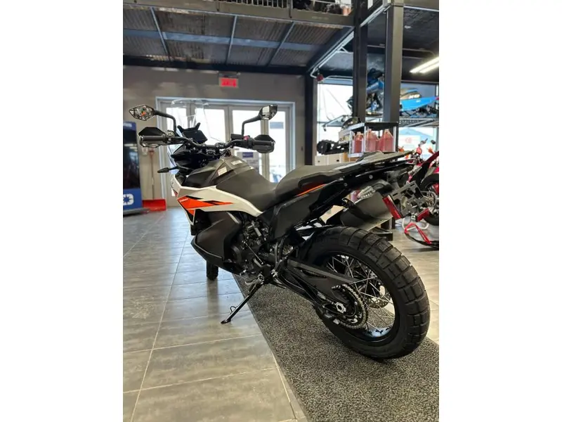 2026 KTM 790 ADVENTURE thumbnail 3