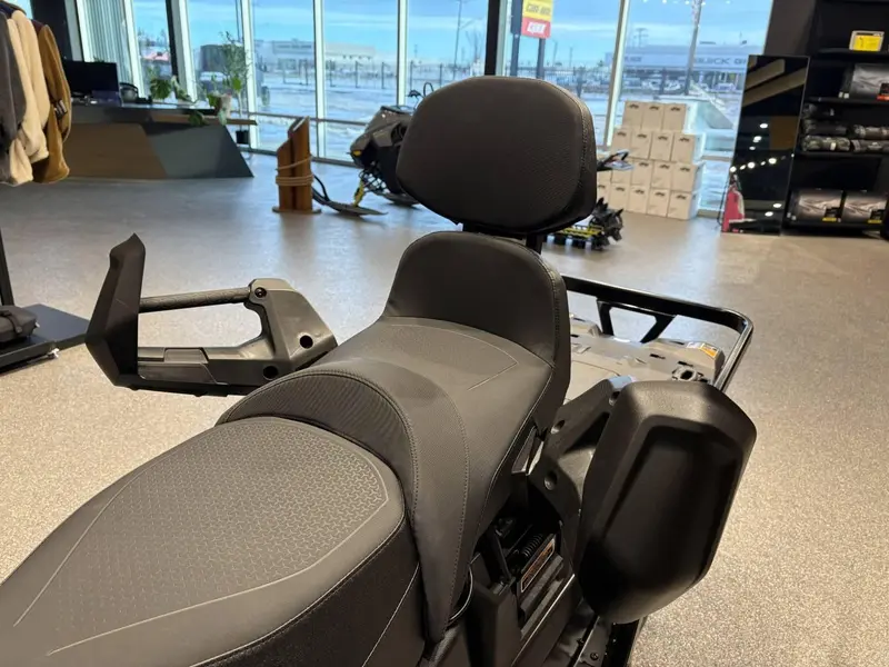 2026 Ski-Doo EXPEDITION LE 20" 900 ACE Crosscut 1.5" E.S.   -AATE