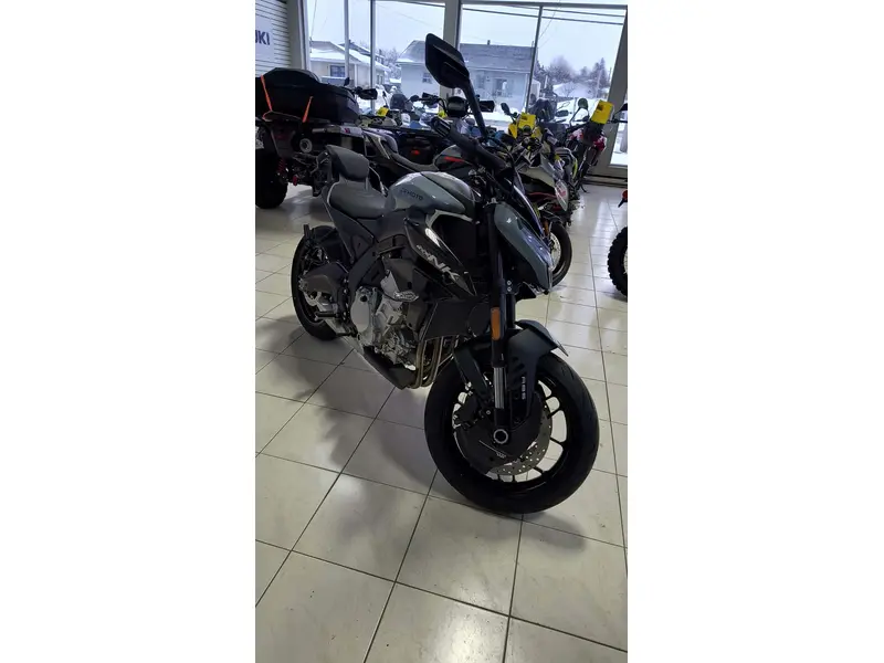 2026 CFMOTO 675NK thumbnail 4
