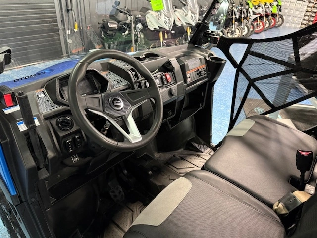 2023 Cfmoto Uforce 600 alt