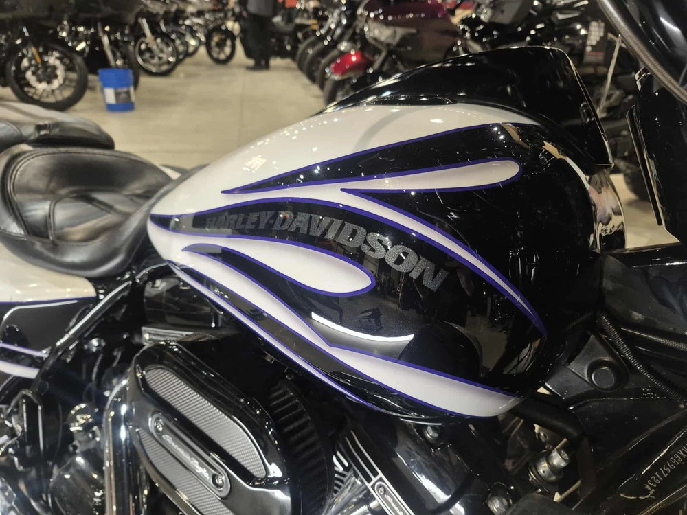 Harley-davidson Cvo Street Glide Flhxse Factory Custom 2016 alt