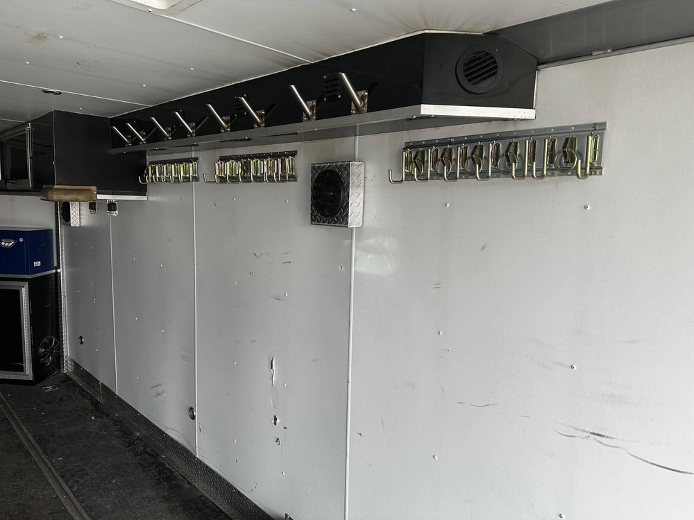 2015 Mission Trailers Heated Sled Trailer alt