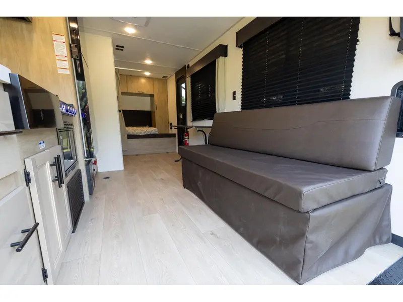 Cherokee 18RR Grey Wolf Cargo 2026