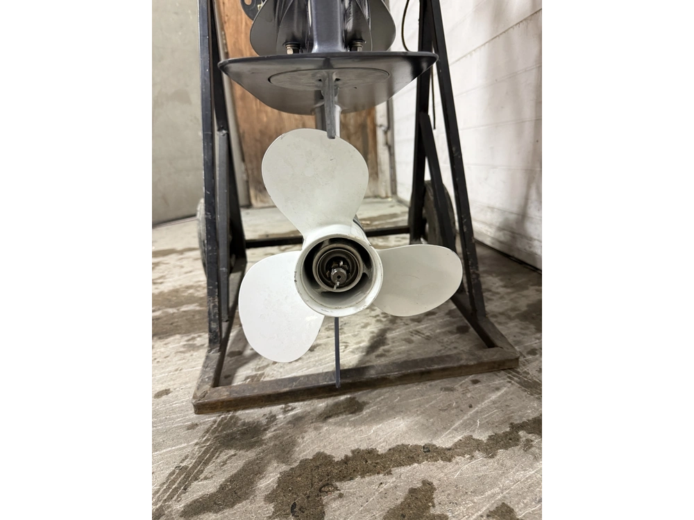 2024 Yamaha F50lhb alt