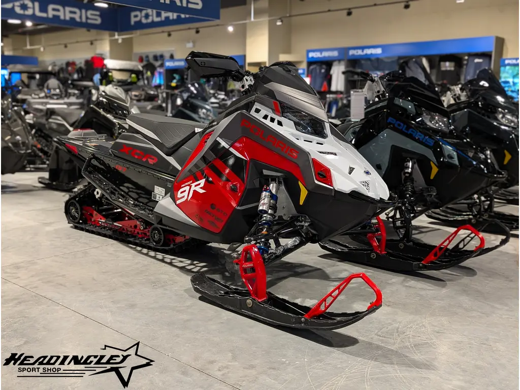 2026 Polaris Patriot 9R INDY XCR 137 // Indy Red Pearl/White Lightning 