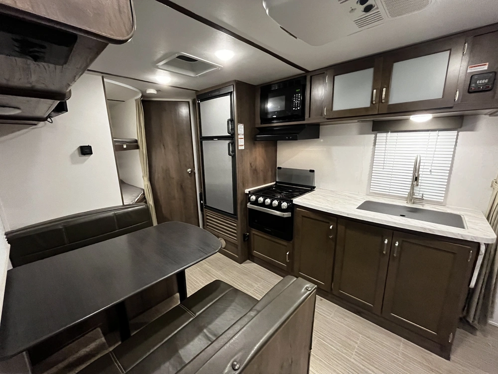 Keystone Rv Passport 239ml 2020 alt