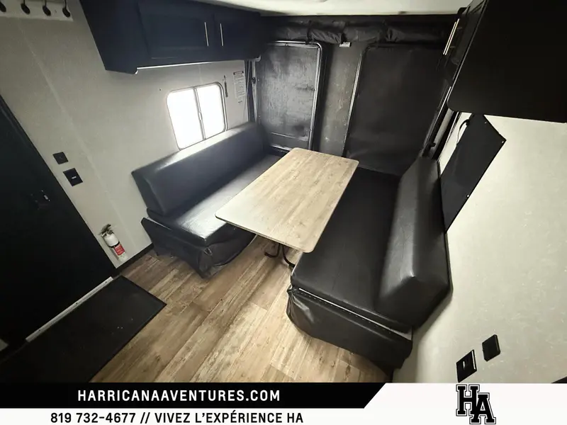 2022 Cherokee 29RR Cargo thumbnail 11
