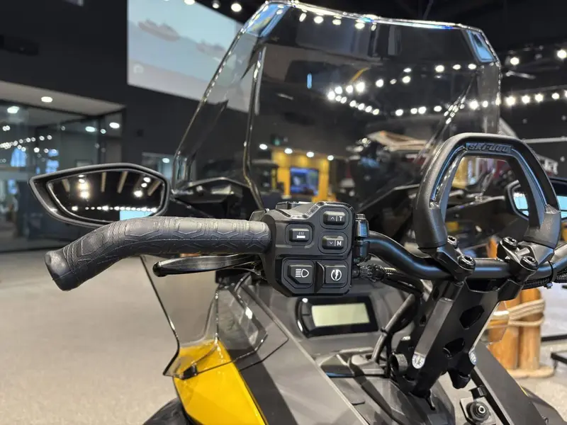 2026 Ski-Doo EXPEDITION LE 20" 900 ACE Crosscut 1.5" E.S.   -AATE