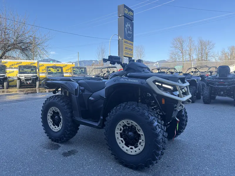 2026 Can-Am OUTLANDER BACKCOUNTRY 1000R
