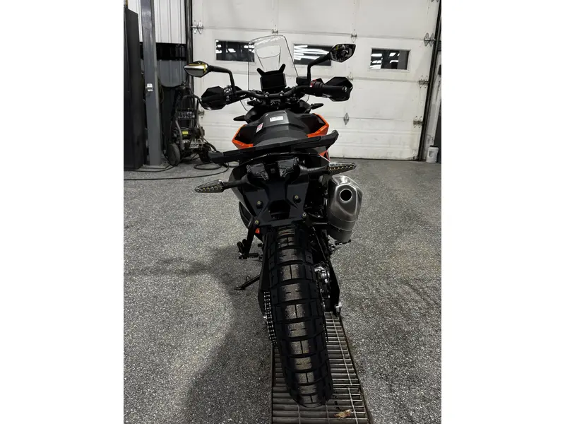 2026 KTM 790 ADVENTURE thumbnail 3