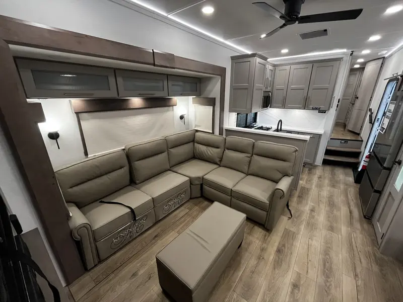 2026 Alliance RV Paradigm 395DS