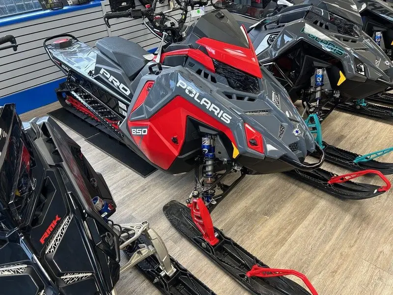 2024 Polaris 850 PRO RMK Slash 165 Indy Red