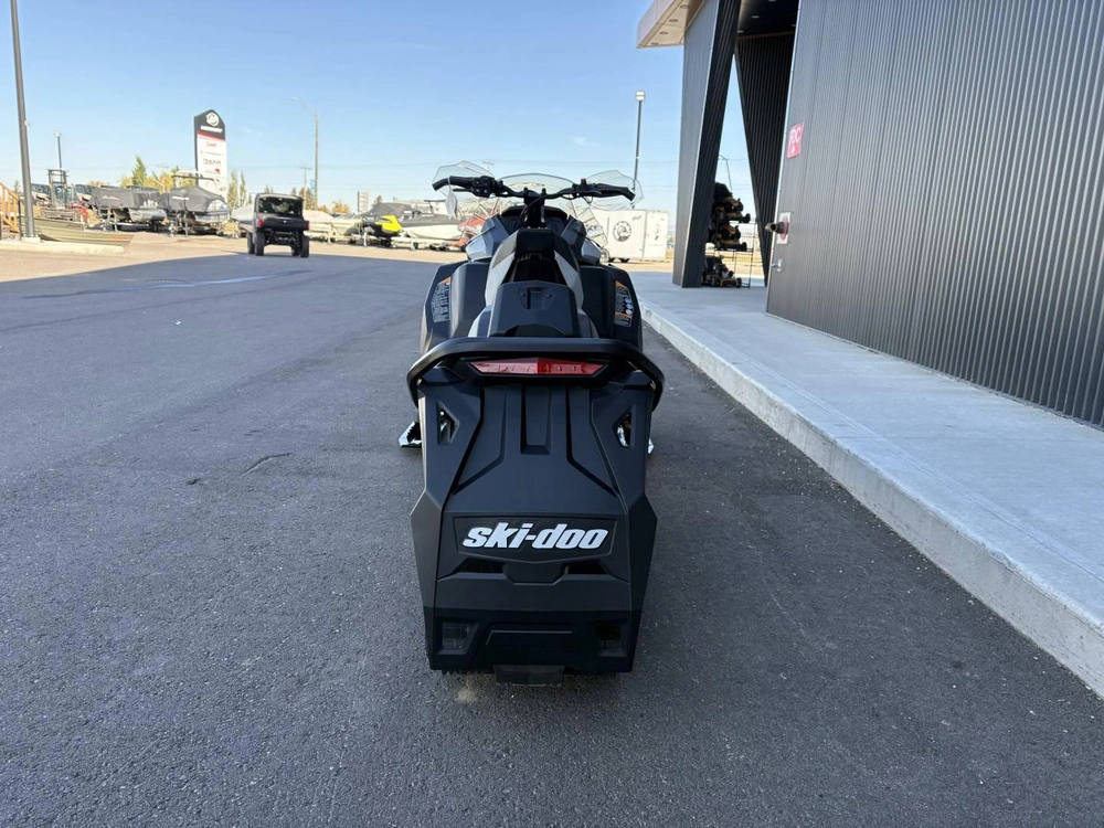 2026 Ski-doo Backcountry Adrenaline (39") 850 E-tec Powdermax 2.0" E.s. -ugtb alt